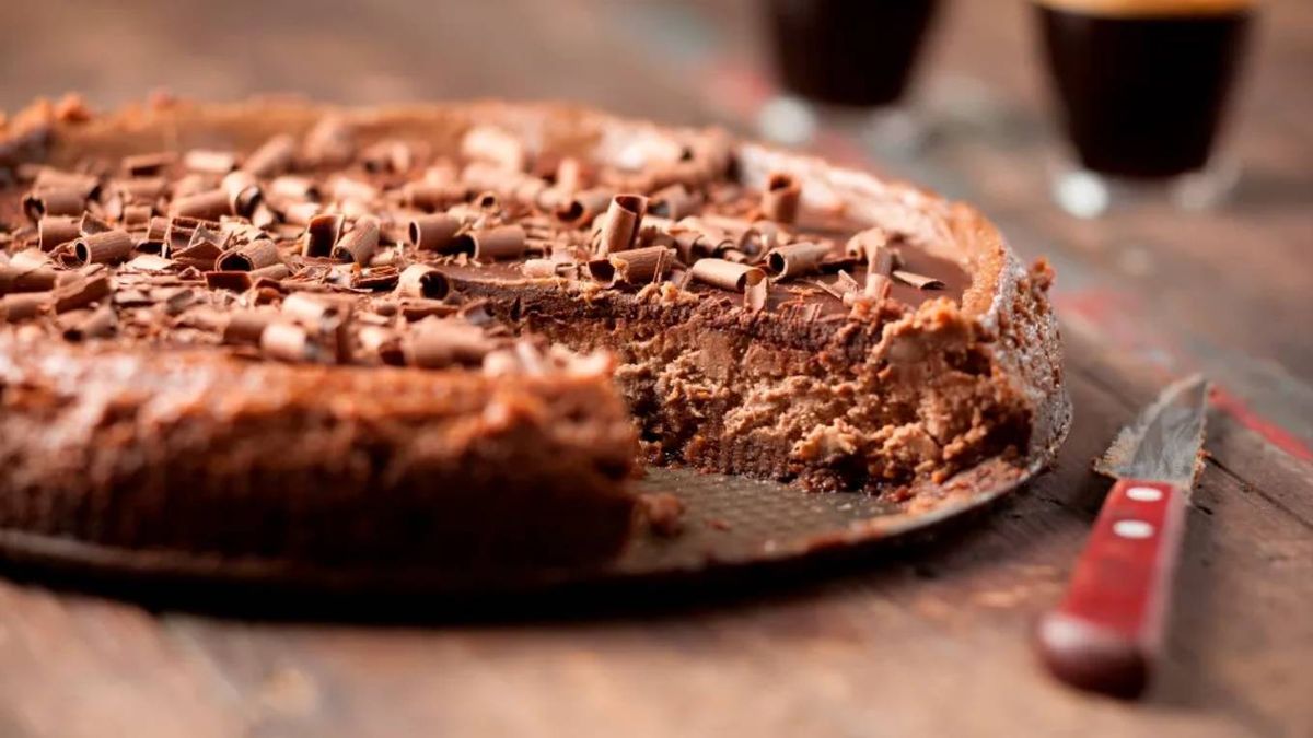 Cómo hacer un cheesecake capuccino con la receta de Maru Botana