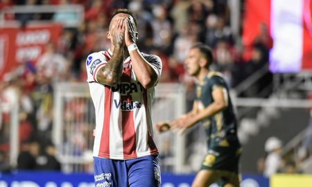 Se fue de Unión, firmó con su nuevo club y ahora quieren rescindir su contrato Se fue de Unión, firmó con su nuevo club y ahora quieren rescindir su contrato