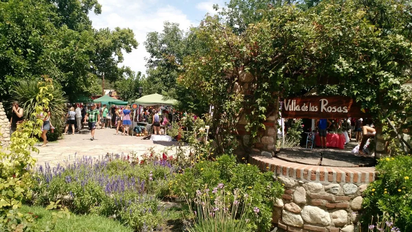Escapada a un pueblo secreto de Córdoba entre rosas, sierras y calma