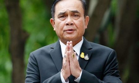 tailandia: impusieron el uso obligatorio del barbijo y la primera multa fue para el primer ministro tailandia: impusieron el uso obligatorio del barbijo y la primera multa fue para el primer ministro