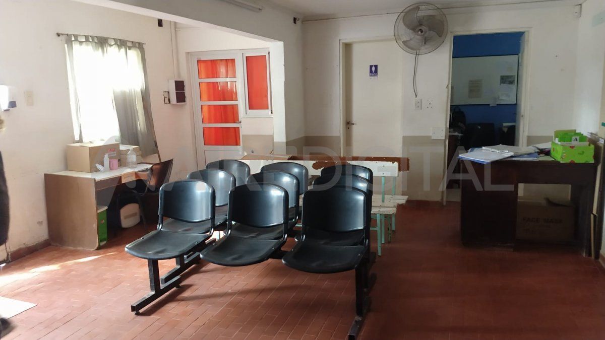 Los trabajadores y trabajadoras del centro sanitario reclaman desde hace tiempo la ampliación de las instalaciones.