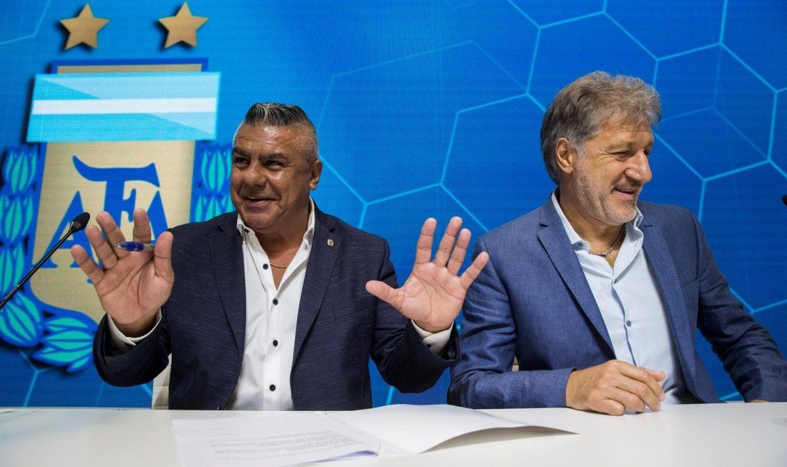 Sergio Marchi le comunicó a los capitanes de los equipos la decisión de pagarle el sueldo básico a los jugadores que queden libres el 30 de junio.