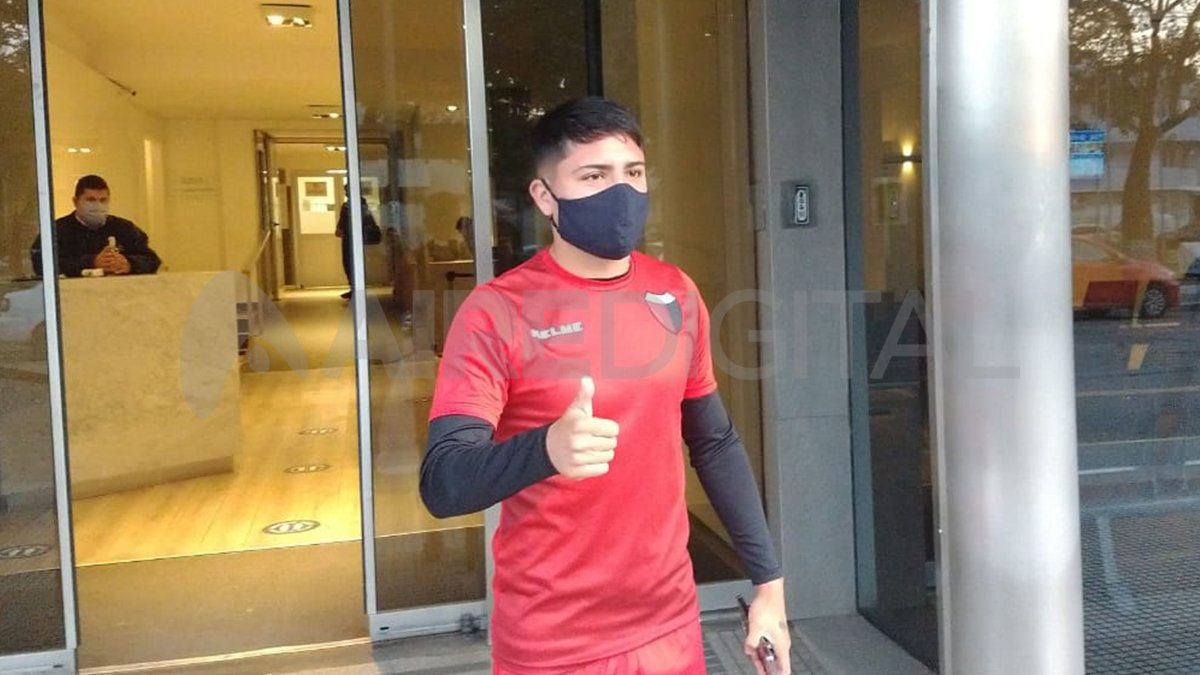 El jugado de Colón Pablo Farías se pierde la final con Racing.