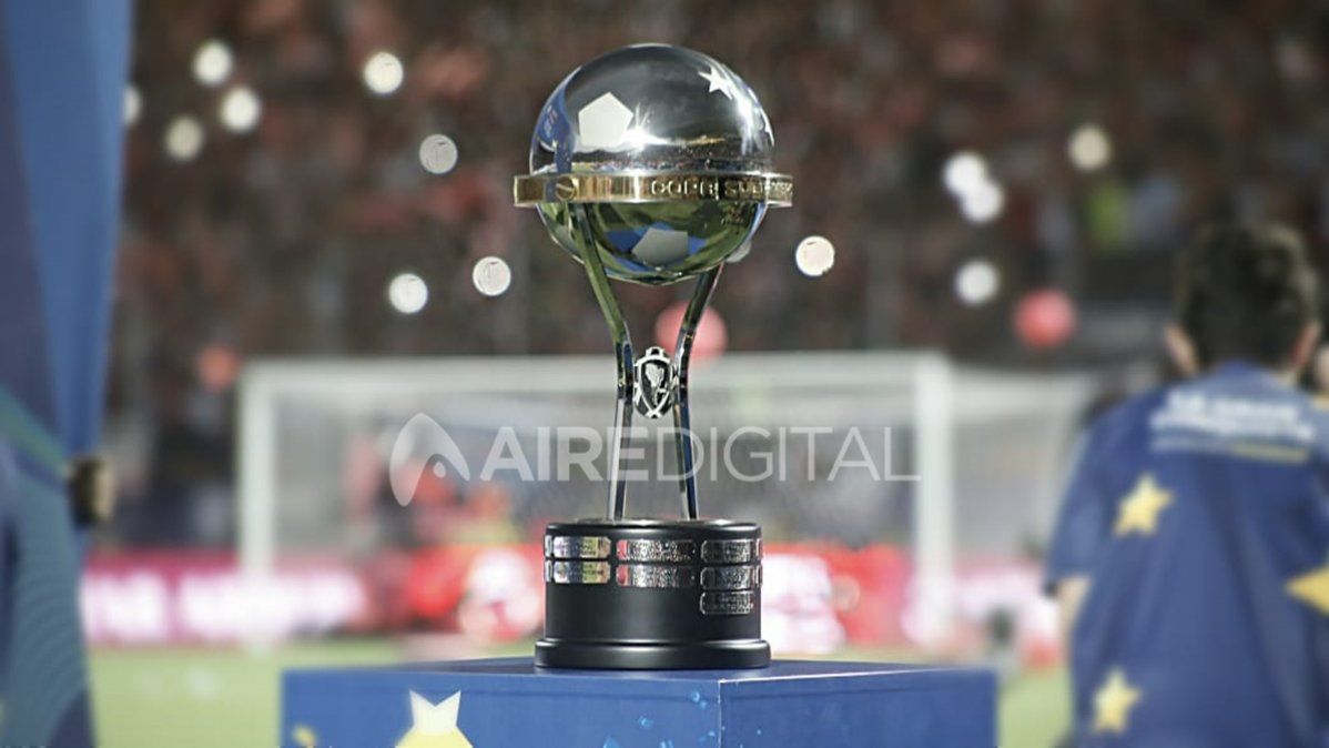 Hilbert, abogado de Colón: Pedimos que le den por perdido el partido a Independiente del Valle