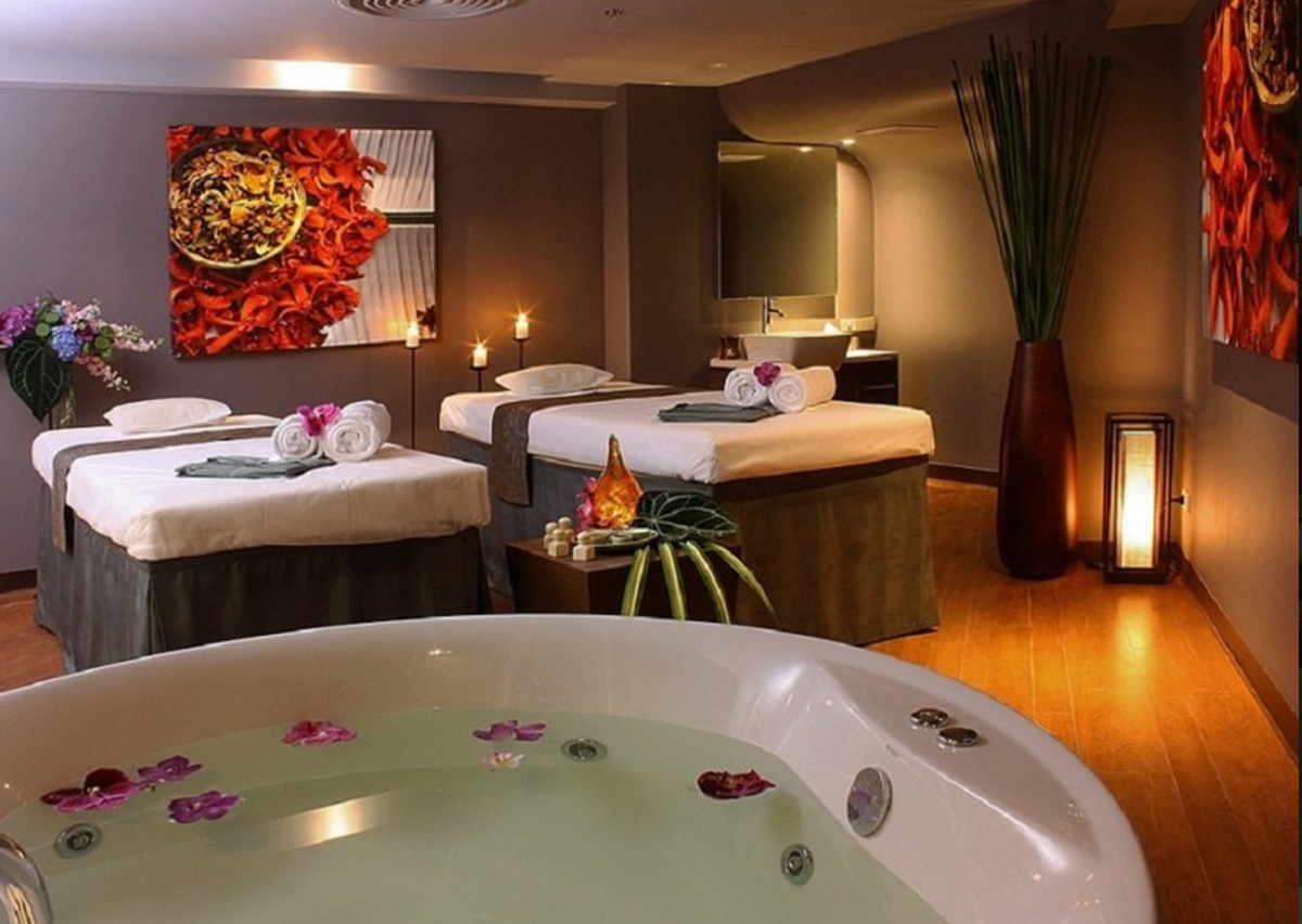 En su viaje a Tailandia, Pampita y su hija se hospedaron en Mandarin Hotel Bangkok. En su viaje a Tailandia, Pampita y su hija se hospedaron en Mandarin Hotel Bangkok.