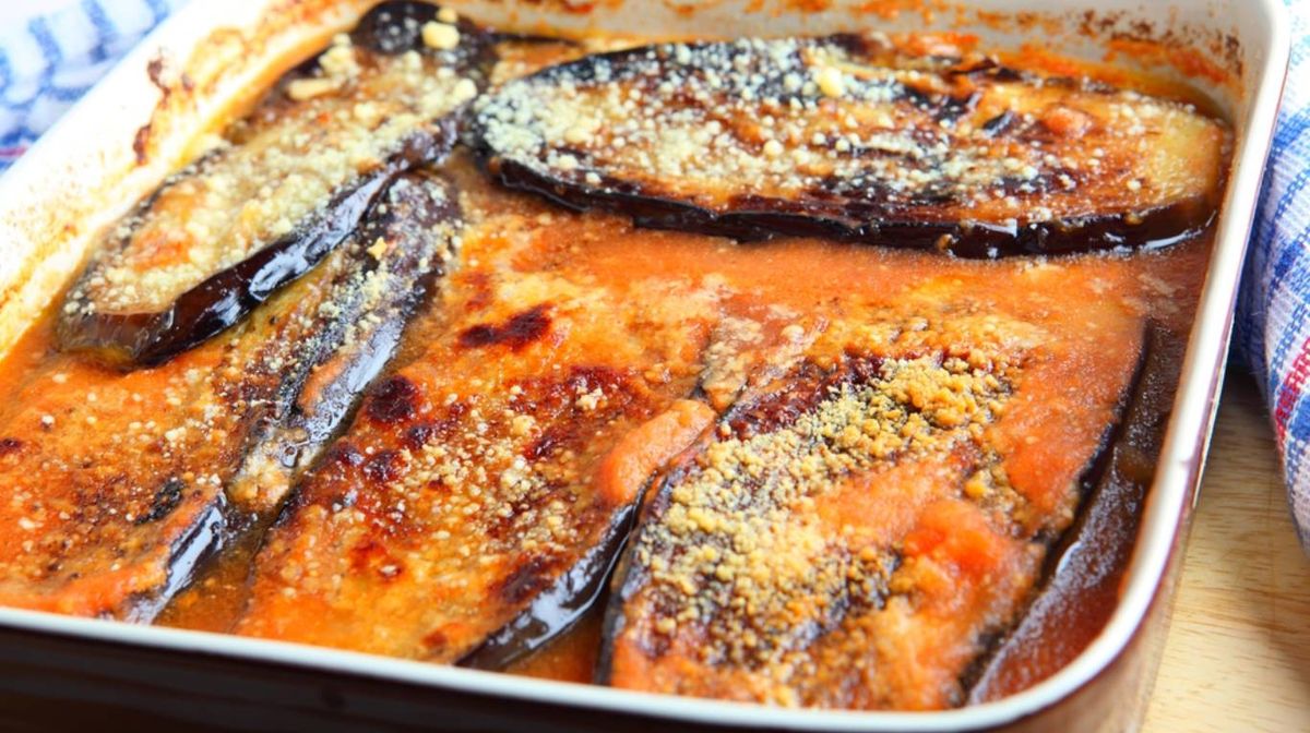 Berenjenas al horno con queso rallado