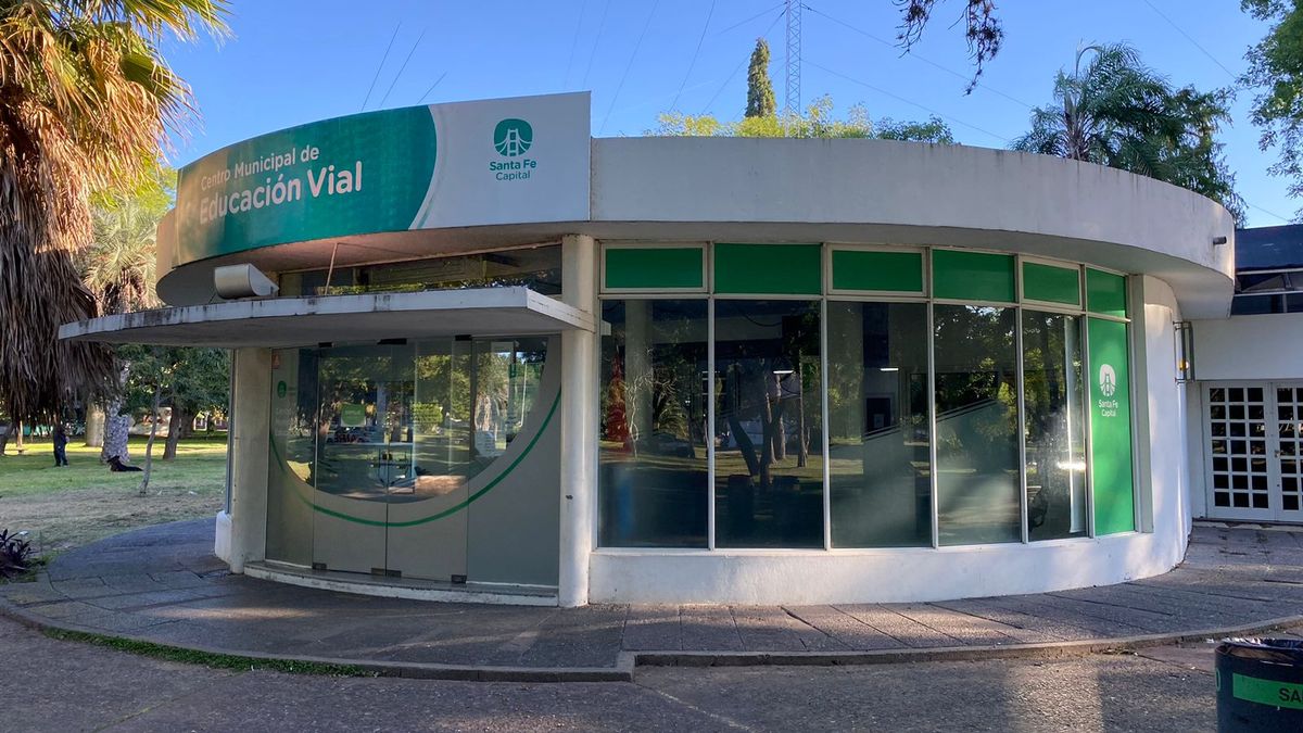 Los horarios para saacar o renovar la licencia de conducir en Santa Fe variarán en enero. Los horarios para saacar o renovar la licencia de conducir en Santa Fe variarán en enero.