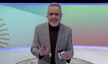 Jorge Rial le dio me gusta a un video pornográfico parecido a 2 Girls, 1 Cup y todos se horrorizaron Jorge Rial le dio me gusta a un video pornográfico parecido a 2 Girls, 1 Cup y todos se horrorizaron