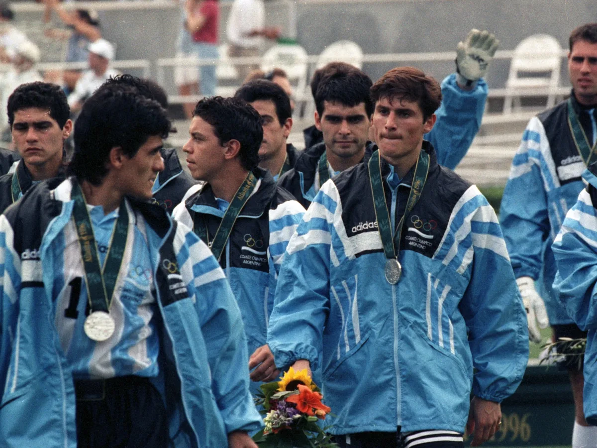 El plantel argentino con la medalla de plata. El plantel argentino con la medalla de plata.