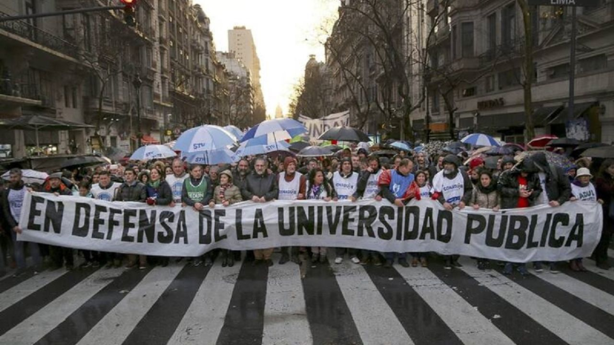 A la espera de una definición de la Corte Suprema sobre la Ley de financiamiento universitario, el Gobierno continúa las negociaciones con los rectores de universidades.
