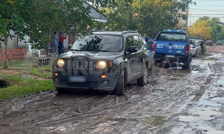 La Jeep de la familia del jugador fue hallada en horas de la madrugada en jurisdicción de la Comisaría 26 del barrio Pompeya. La Jeep de la familia del jugador fue hallada en horas de la madrugada en jurisdicción de la Comisaría 26 del barrio Pompeya.