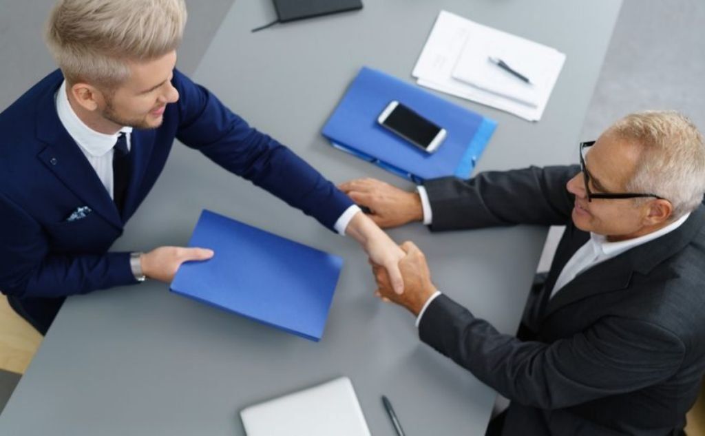 Estos signos recibirán una propuesta de trabajo que los hará pensar mucho sobre que hacer