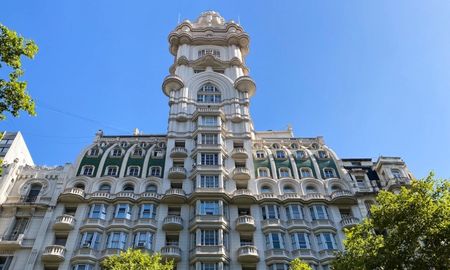 Cuánto cuesta visitar el Palacio Barolo en mayo 2025 en Buenos Aires y qué incluye el tour guiado Cuánto cuesta visitar el Palacio Barolo en mayo 2025 en Buenos Aires y qué incluye el tour guiado