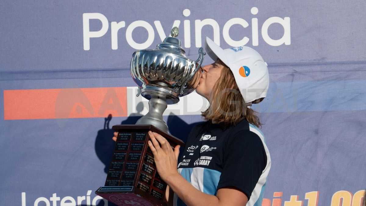 La santafesina Erika Yenssen quedó primera en la categoría de mujeres de la maratón Santa Fe-Coronda. 