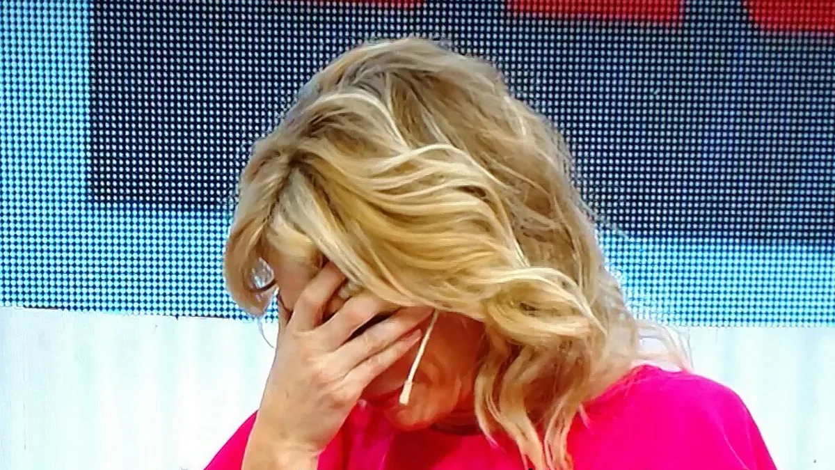 Yanina Latorre se retirará de LAM por cuestiones personales. Yanina Latorre se retirará de LAM por cuestiones personales.