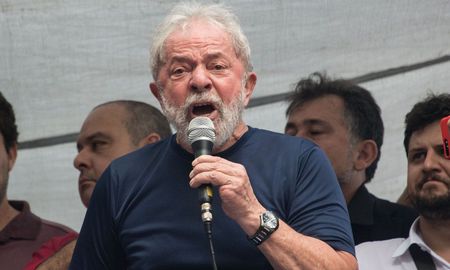 El expresidente de Brasil manifestó su descontento con que su país sea sede de la Copa América que se iba a realizar en Argentina y Colombia. El expresidente de Brasil manifestó su descontento con que su país sea sede de la Copa América que se iba a realizar en Argentina y Colombia.