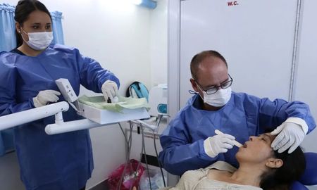 Según los profesionales, los financiadores del sistema (obras sociales y prepagas) “cada vez pagan menos honorarios a los profesionales. Según los profesionales, los financiadores del sistema (obras sociales y prepagas) “cada vez pagan menos honorarios a los profesionales.