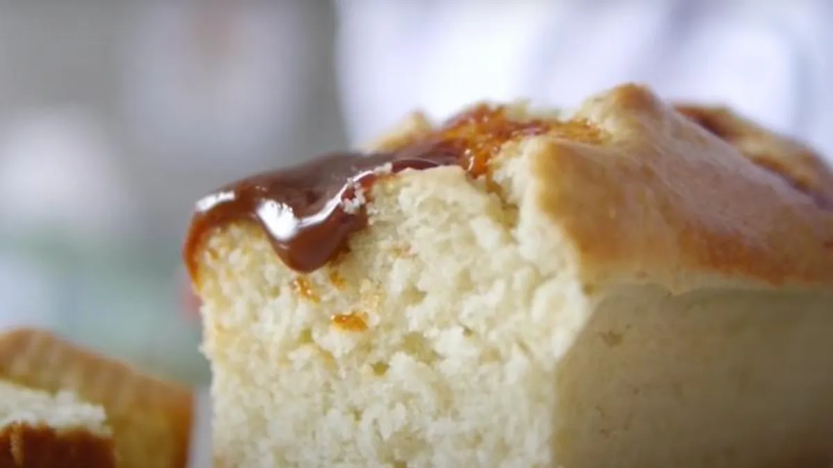 Cómo hacer budín de dulce de leche y coco: la receta perfecta para el postre