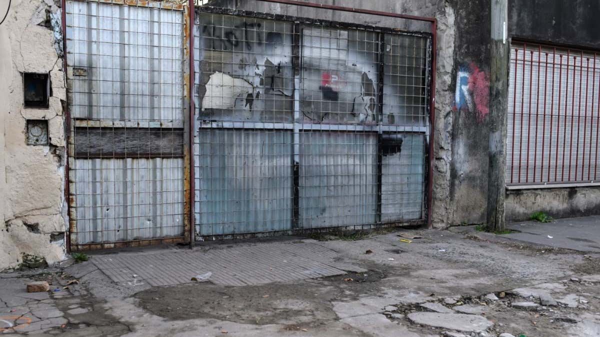 Cinco disparos impactaron contra una vivienda en calle Amenábar al 2500 en Rosario, donde hubo cuatro balaceras en menos de tres horas el lunes a la noche. Cinco disparos impactaron contra una vivienda en calle Amenábar al 2500 en Rosario, donde hubo cuatro balaceras en menos de tres horas el lunes a la noche.
