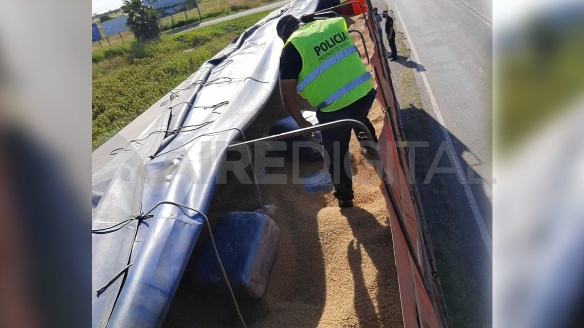 Los paquetes iban ocultos en el cargamento de soja