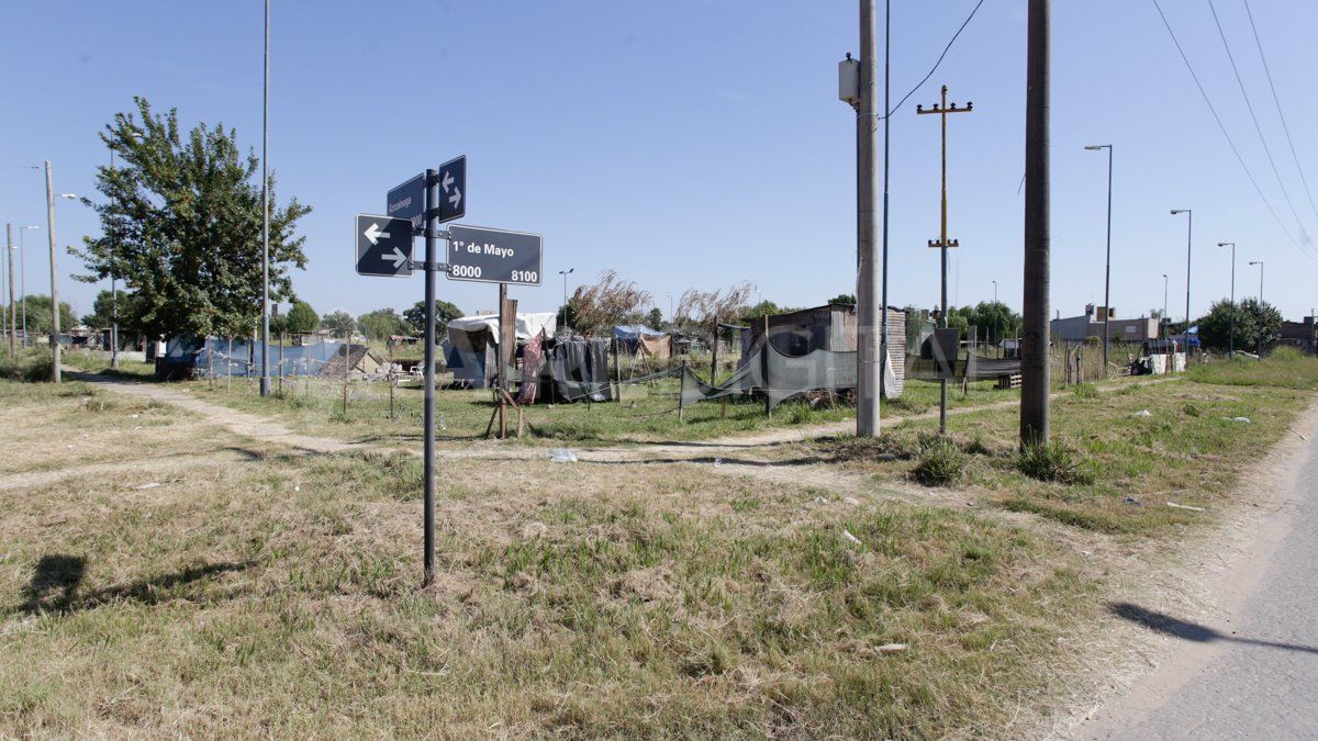 Se cumple un mes de las usurpaciones en los terrenos federales y todo sigue igual