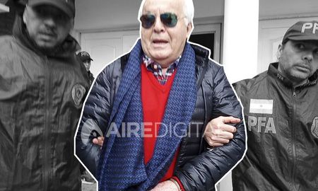 Oscar Orlando Herme Vino Caliente Juárez, secretario general del Sindicato Unidos Portuarios Argentinos (SUPA), quedó detenido el 1° de agosto de 2019 luego de decenas de allanamientos simultáneos en San Lorenzo, provincia de Santa Fe, y en Puerto San Martín, a 20 kilómetros de Rosario. Oscar Orlando Herme Vino Caliente Juárez, secretario general del Sindicato Unidos Portuarios Argentinos (SUPA), quedó detenido el 1° de agosto de 2019 luego de decenas de allanamientos simultáneos en San Lorenzo, provincia de Santa Fe, y en Puerto San Martín, a 20 kilómetros de Rosario.