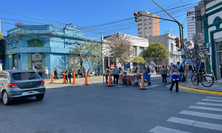 La concentración provincial se realiza frente a la sede del Ministerio de Trabajo ubicado en Rivadavia al 3000. La concentración provincial se realiza frente a la sede del Ministerio de Trabajo ubicado en Rivadavia al 3000.