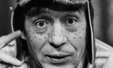 En los años 90, Roberto Gómez Bolaños publicó un libro llamado “El diario del Chavo del 8″ con la intención de revelar algunos misterios y secretos que guardaba la querida vecindad. En los años 90, Roberto Gómez Bolaños publicó un libro llamado “El diario del Chavo del 8″ con la intención de revelar algunos misterios y secretos que guardaba la querida vecindad.