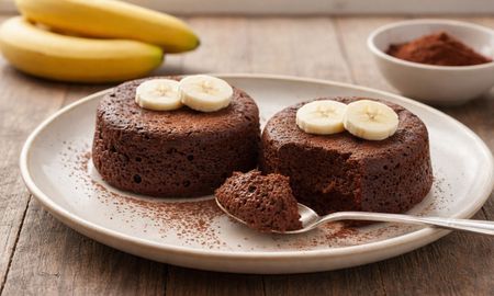 Con solo dos ingredientes básicos podés lograr una textura tipo brownie. Con solo dos ingredientes básicos podés lograr una textura tipo brownie.