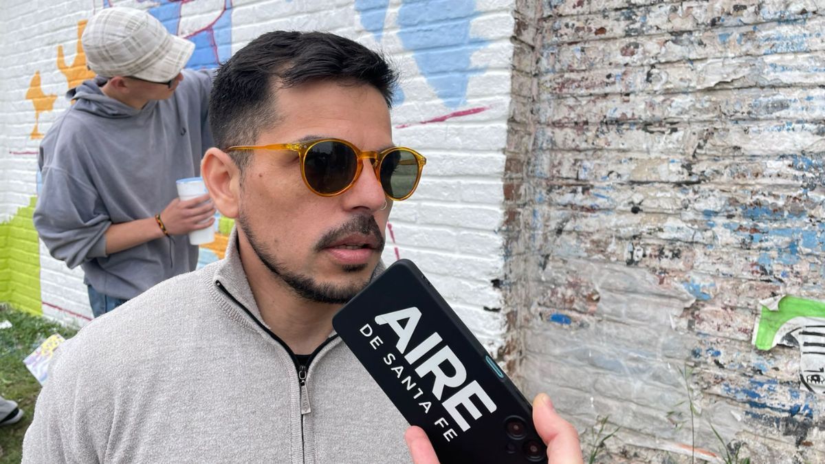 Matías Bonfiglio, artista que coordina la obra. Matías Bonfiglio, artista que coordina la obra.