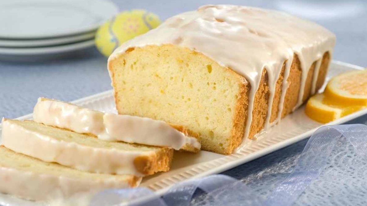 La receta fácil y rápida para que hacer budín de limón.