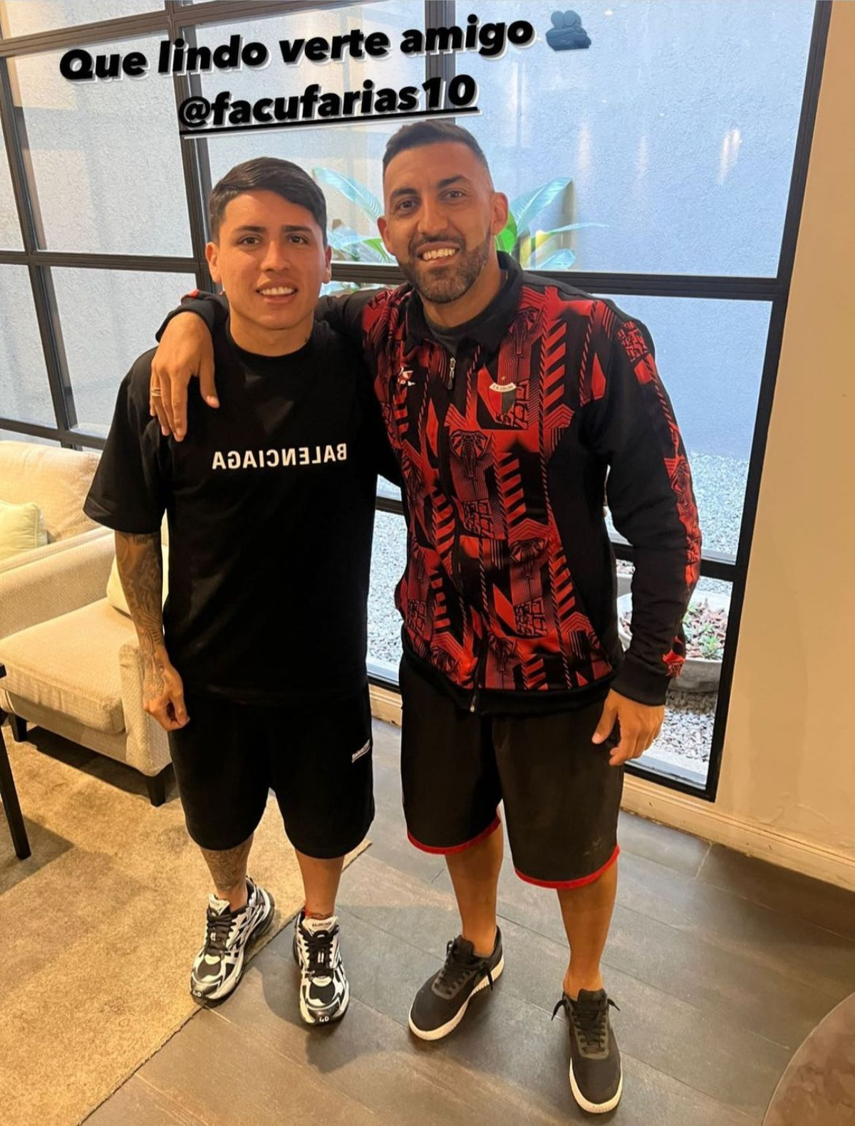 La foto que subió Ramón Ábila junto a Facundo Farías antes del partido contra Barracas. La foto que subió Ramón Ábila junto a Facundo Farías antes del partido contra Barracas.