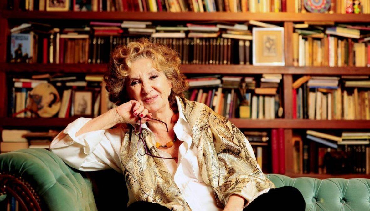 Norma Aleandro presentó su nuevo libro ilustrado Confieso que pinto.