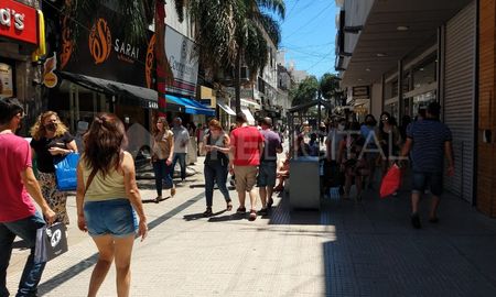 las ventas en navidad cayeron, pero la compra de juguetes aumento las ventas en navidad cayeron, pero la compra de juguetes aumento
