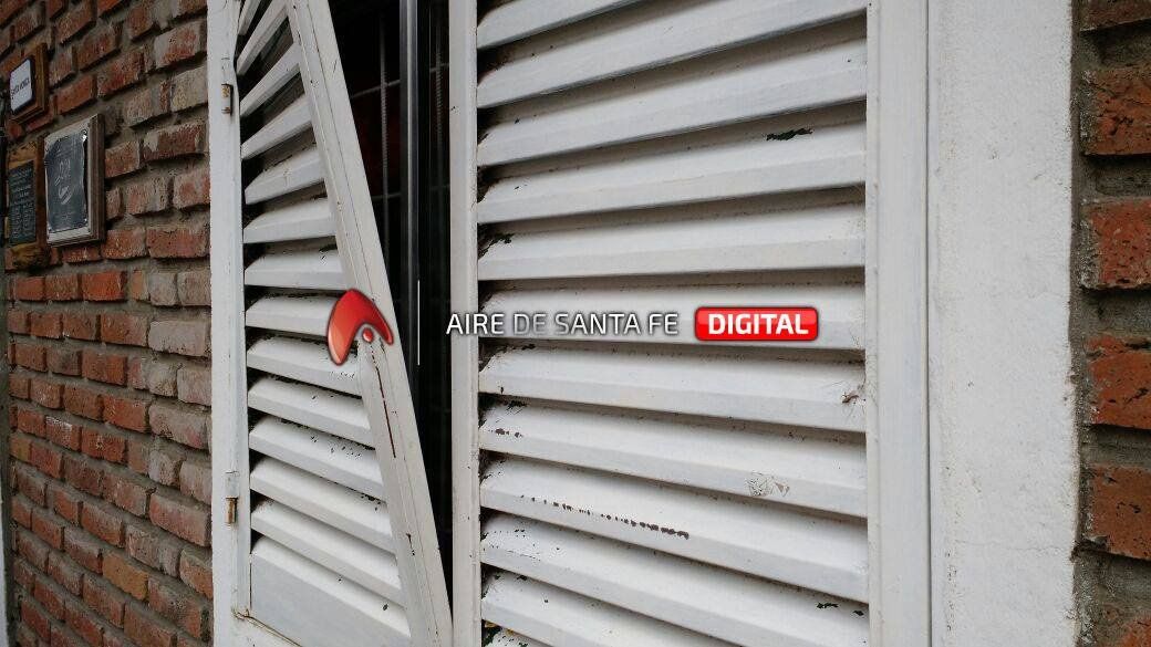 Robo y destrozos en una escuela de barrio San Agustín