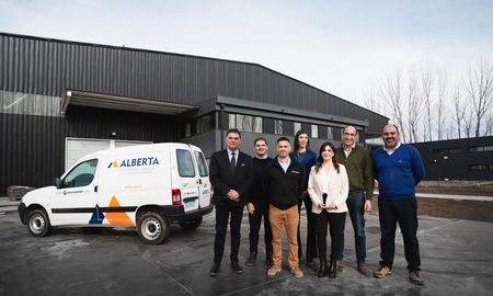 La empresa se dedica a brindar servicios y soluciones a las empresas que se instalan en Vaca Muerta. La empresa se dedica a brindar servicios y soluciones a las empresas que se instalan en Vaca Muerta.