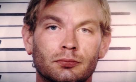Imágenes reales del cuarto de Jeffrey Dahmer del archivo del FBI Imágenes reales del cuarto de Jeffrey Dahmer del archivo del FBI