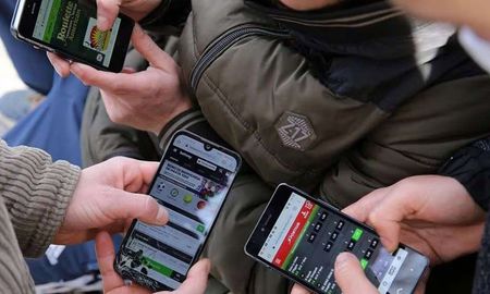 Los juegos online entre menores de edad se convirtieron en un verdadero problema. Incluso, en las escuelas. Los juegos online entre menores de edad se convirtieron en un verdadero problema. Incluso, en las escuelas.