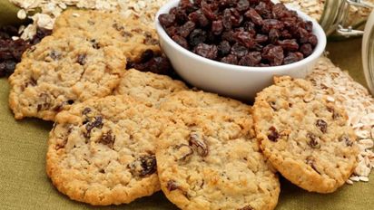 Cómo hacer galletitas de avena y pasas de uva: la receta de Osvaldo Gross