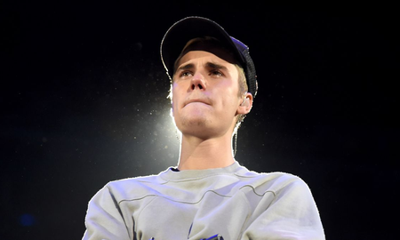 Justin Bieber contó detalles de sus días más difíciles, escapando de la fama e inmerso en las drogas. Justin Bieber contó detalles de sus días más difíciles, escapando de la fama e inmerso en las drogas.