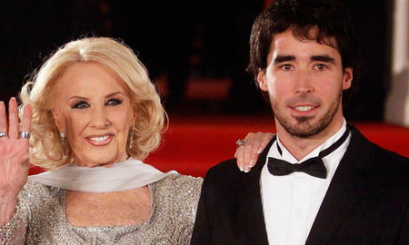 Nacho Viale confirmó la denuncia por el escrache que le hicieron a Mirtha Legrand en la puerta de su casa Nacho Viale confirmó la denuncia por el escrache que le hicieron a Mirtha Legrand en la puerta de su casa