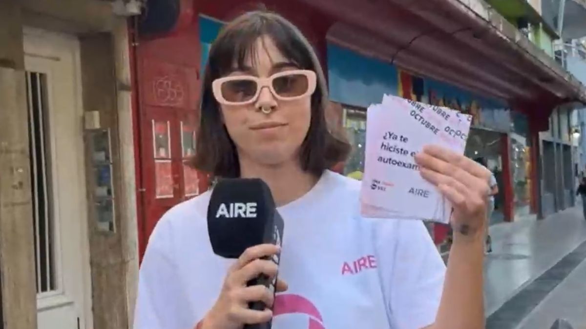 El autoexamen mamario puede ayudar a prevenir y detectar el cáncer de mama. El autoexamen mamario puede ayudar a prevenir y detectar el cáncer de mama. 