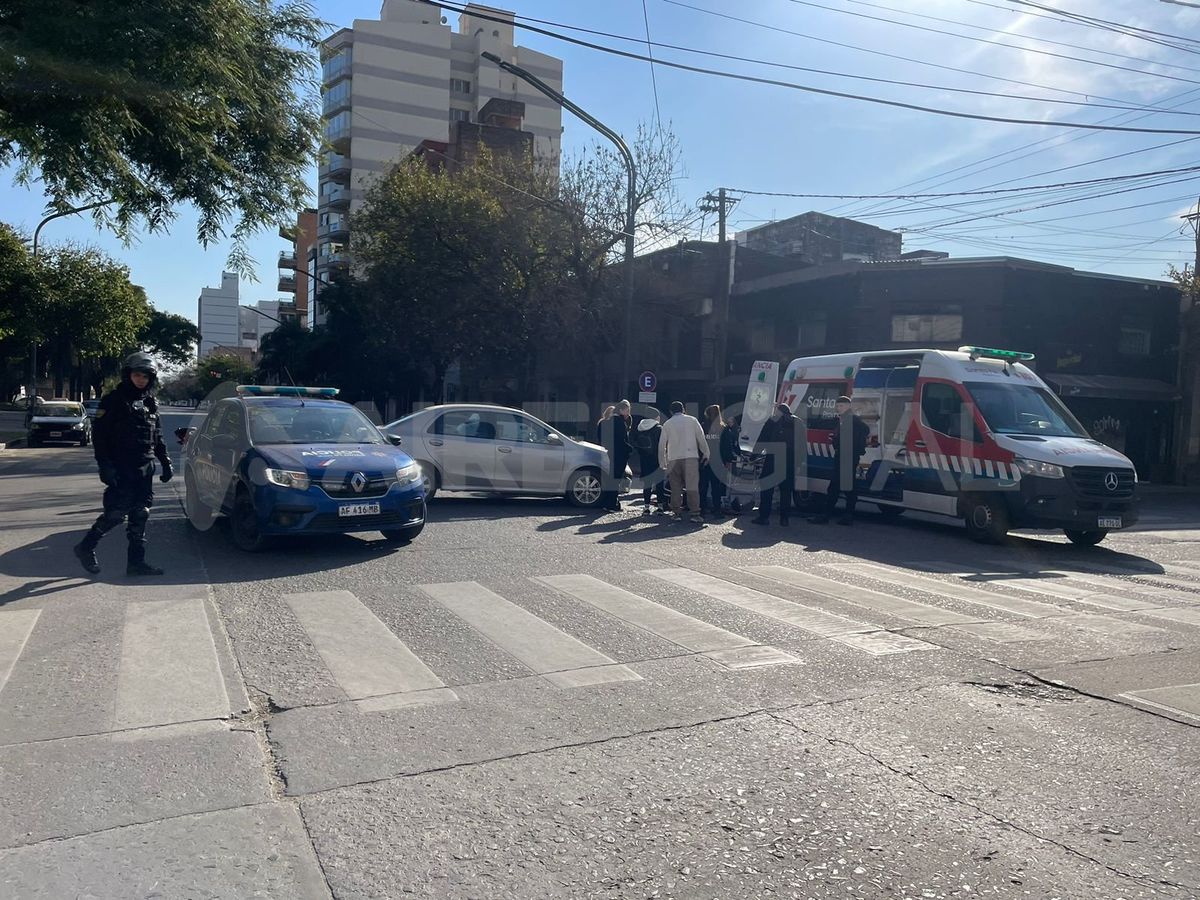 Un accidente de tránsito impidió la circulación momentáneamente en el sur de Santa Fe. Un accidente de tránsito impidió la circulación momentáneamente en el sur de Santa Fe.