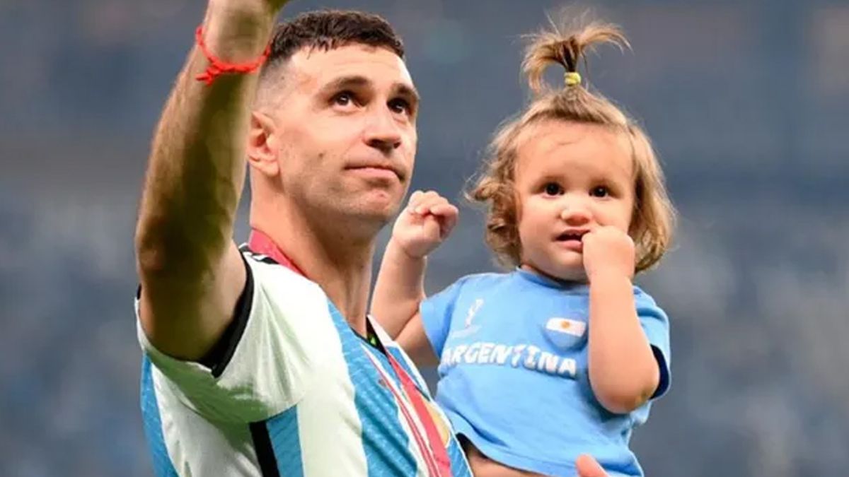 Dibu Martínez contó que no ve la hora de volver a jugar con la Selección Argentina en el país para reencontrarse con la gente.