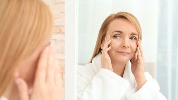 La J-beauty propone un cuidado de la piel para cuidar la piel después de los 40 años.