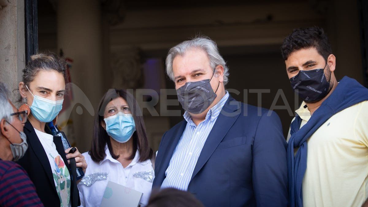 Mónica Peralta, Clara García y Pablo Farías, integrantes de la bancada del Frente Progresista.