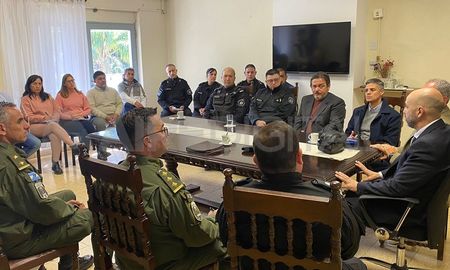 Claudio Brilloni mantuvo una reunión con funcionarios de Laguna Paiva y de Seguridad.