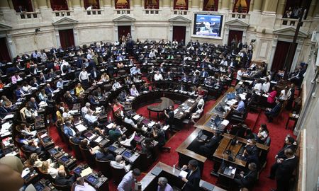 Este viernes desde las 10 se llevará a cabo la tercera jornada de debate de la Ley Ómnibus de Javier Milei. Podría votarse a las 14. Este viernes desde las 10 se llevará a cabo la tercera jornada de debate de la Ley Ómnibus de Javier Milei. Podría votarse a las 14.