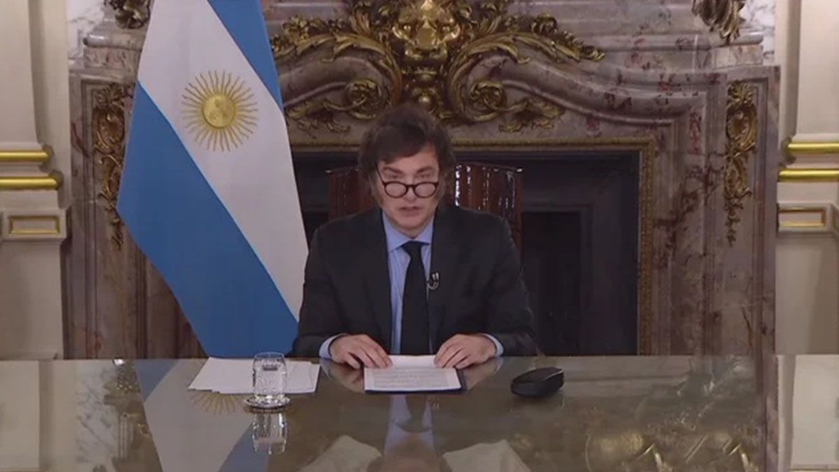 El anuncio del mandatario se hizo mediante una cadena nacional