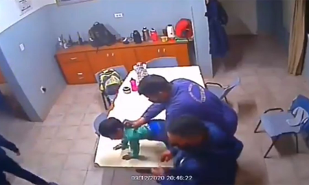 bomberos voluntarios salvaron a un nene que se ahogaba en Neuquén bomberos voluntarios salvaron a un nene que se ahogaba en Neuquén